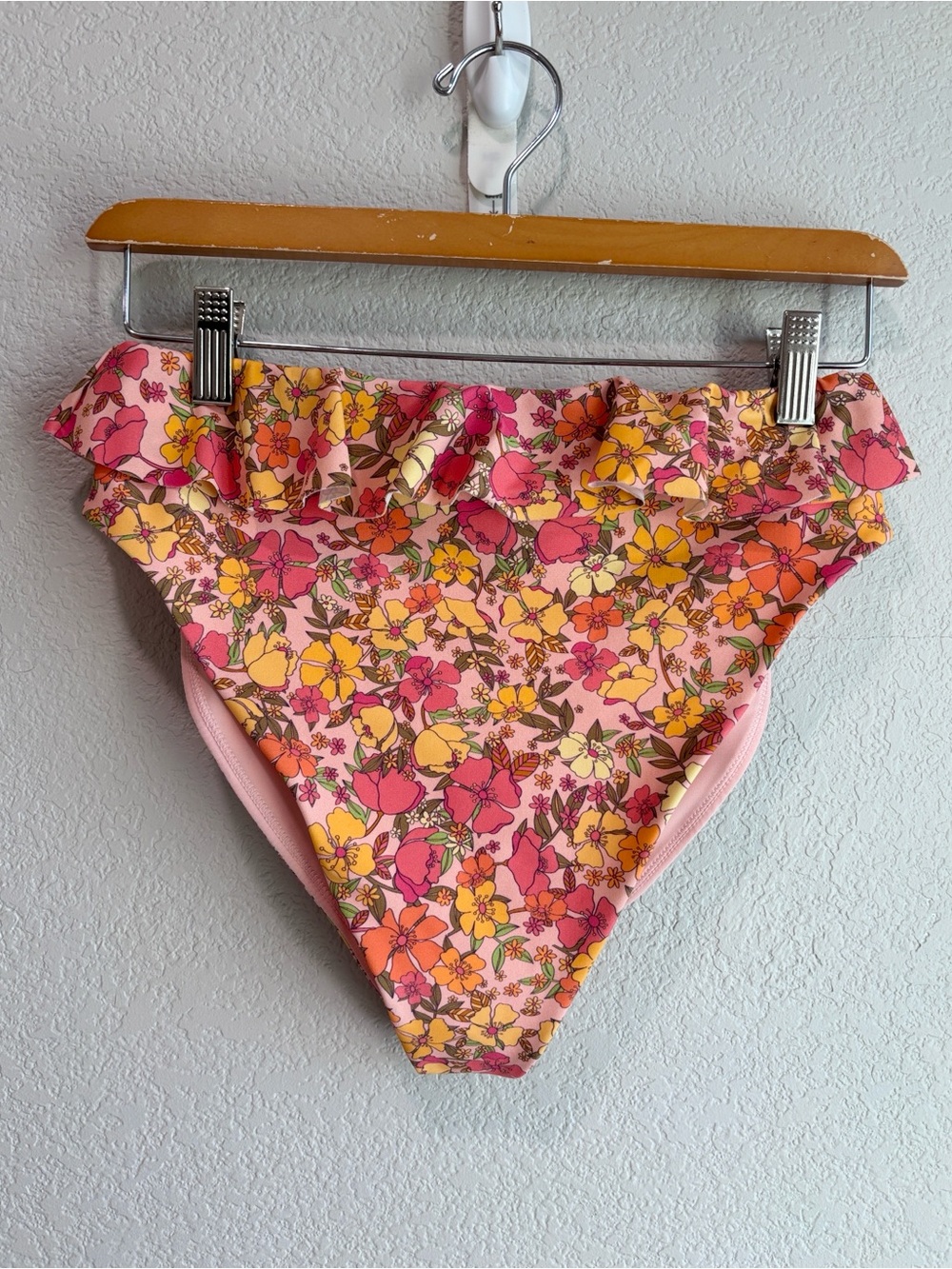 Show Me Your Mumu Island Ruffle High Waisted Bikini Bottoms Women’s Size Medium